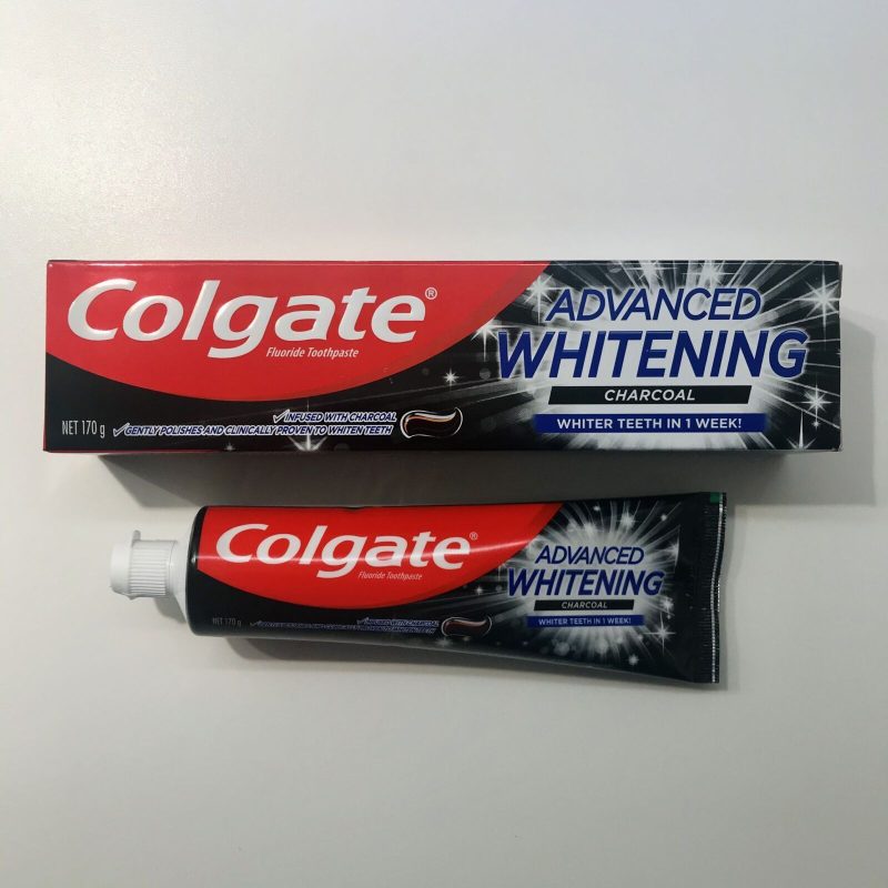 Colgate | Advanced Whitening Charcoal